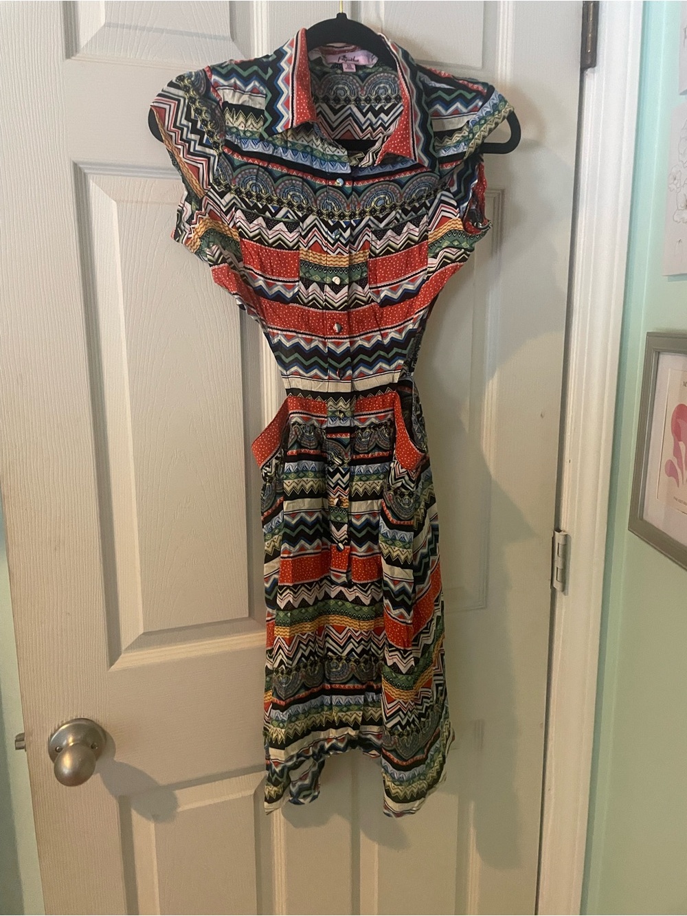 Multicolor Patterned Button-Front Women’s Dress